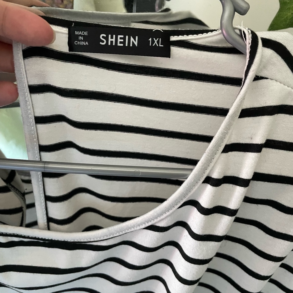 Striped Romper - Picture 3 of 3